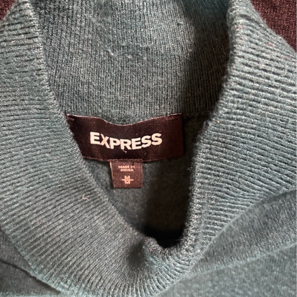 Express Women's Black and Dark Green Puff Sleeve Sweaters Bundle Size Medium - Picture 3 of 7